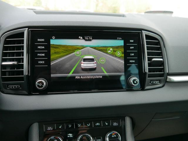 Skoda Karoq 130 Jahre 1,5 TSI DSG*TEMPOMAT*KESSY*LENKRADHEIZUNG*SMARTLINK*PDC-HINTEN* 