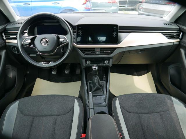 Skoda Kamiq Style 1.0 TSI * WINTERPAKET VOLL-LED NAVI PARKTRONIC KLIMAAUTOMATIK 