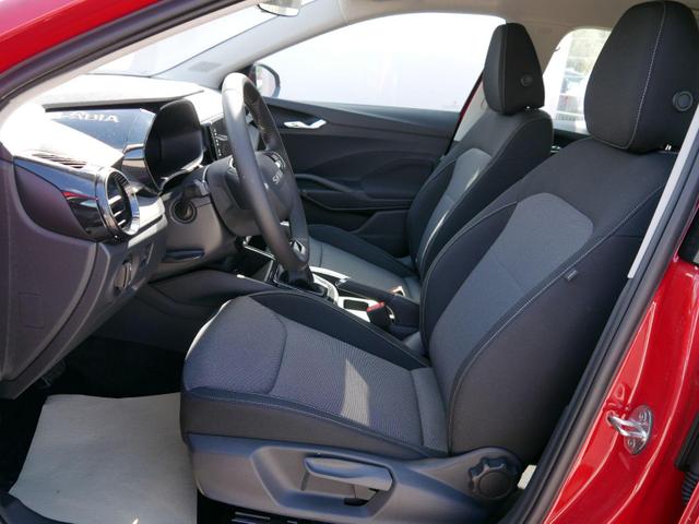 Skoda Fabia Selection 1.0 TSI DSG*NAVI-&Uuml;BER-SMARTLINK*LED*PDC-HI*SHZ*DAB*KLIMA 