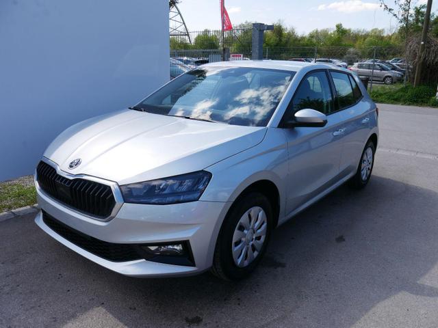 Skoda Fabia - Selection 1.0 TSI DSG*NAVI-&Uuml;BER-SMARTLINK*LED*PDC-HI*SHZ*DAB*KLIMA