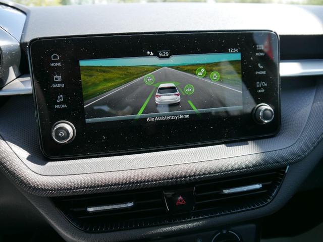 Fabia Selection 1.0 TSI *NAVI-&Uuml;BER-SMARTLINK*PDC-HI*LED*SHZ*KLIMA*RADIO 