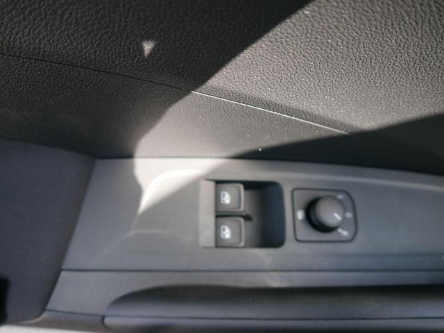 Skoda Fabia Selection 1.0 TSI DSG*NAVI-&Uuml;BER-SMARTLINK*LED*PDC-HI*SHZ*DAB*KLIMA 