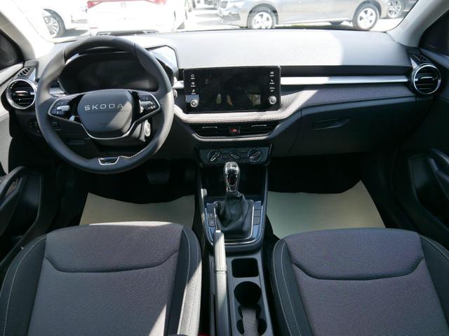 Skoda Fabia Selection 1.0 TSI DSG*NAVI-&Uuml;BER-SMARTLINK*LED*PDC-HI*SHZ*DAB*KLIMA 