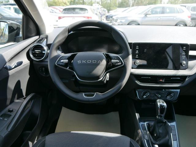 Skoda Fabia Selection 1.0 TSI DSG*NAVI-&Uuml;BER-SMARTLINK*LED*PDC-HI*SHZ*DAB*KLIMA 