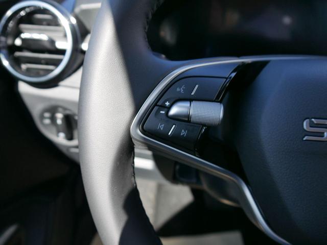 Skoda Fabia Selection 1.0 TSI DSG*NAVI-&Uuml;BER-SMARTLINK*LED*PDC-HI*SHZ*DAB*KLIMA 