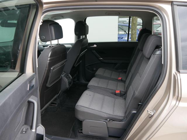 Volkswagen Touran Comfortline 1.5 TSI Comfortline*NAVI*ACC*KAMERA*PDC-HINTEN*7-SITZER*BLUETOOTH* 