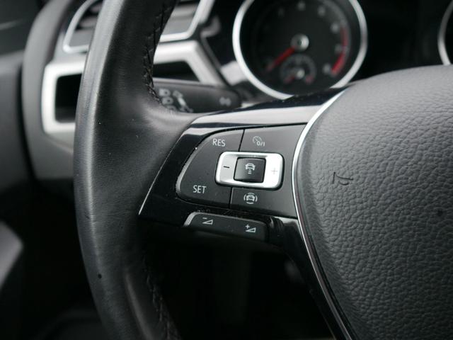 Volkswagen Touran Comfortline 1.5 TSI Comfortline*NAVI*ACC*KAMERA*PDC-HINTEN*7-SITZER*BLUETOOTH* 