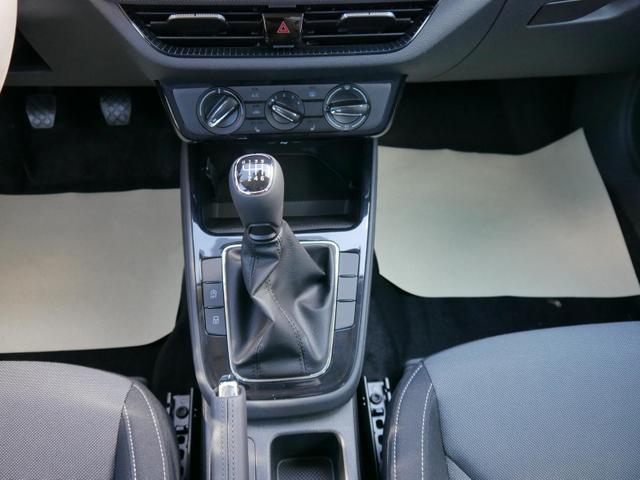 Skoda Fabia Selection 1.0 TSI *LED*PDC-HI*SMARTLINK*SHZ*BLUETOOTH*FRONT-ASSIST 