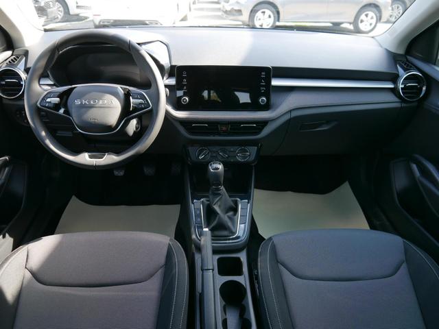 Fabia Selection 1.0 TSI *LED*PDC-HI*SMARTLINK*SHZ*BLUETOOTH*FRONT-ASSIST 