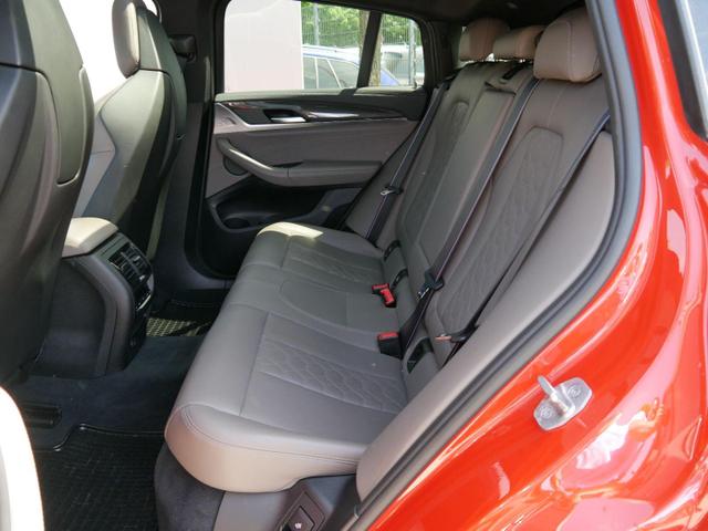 BMW X4 M Competition xDrive *M-Sport*NAVI*PDC*LED*SHZ*360-GRAD- KAMERA*LEDER*EL-PONORAMA-DACH*21-ZOLL 