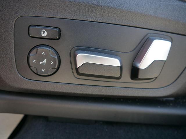 BMW X4 M Competition xDrive *M-Sport*NAVI*PDC*LED*SHZ*360-GRAD- KAMERA*LEDER*EL-PONORAMA-DACH*21-ZOLL 