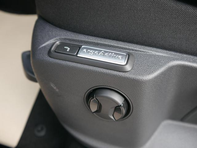 Volkswagen T-Roc Style 1,5 TSI DSG*AHK*ACC*MATRIX-LED*SHZ*PDC*KAMERA*TEMPOMAT*19-ZOLL 