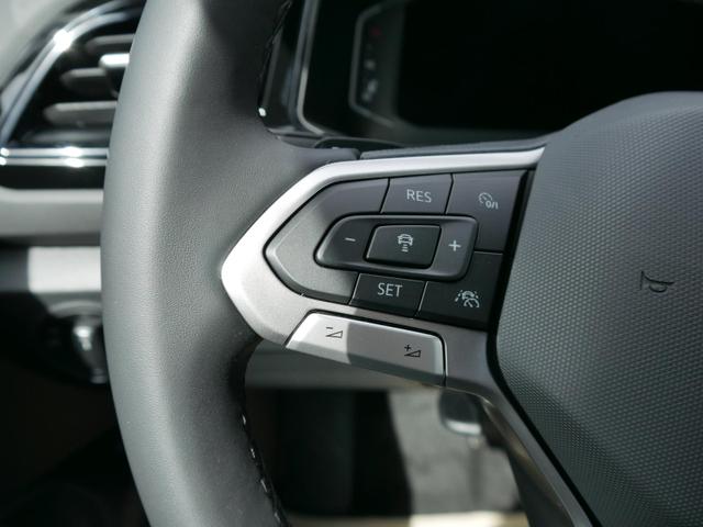 Volkswagen T-Roc Style 1,5 TSI DSG*AHK*ACC*MATRIX-LED*SHZ*PDC*KAMERA*TEMPOMAT*19-ZOLL 