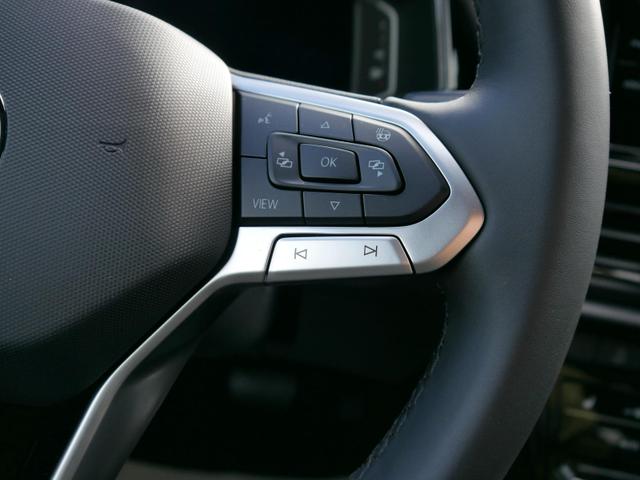 Volkswagen T-Roc Style 1,5 TSI DSG*AHK*ACC*MATRIX-LED*SHZ*PDC*KAMERA*TEMPOMAT*19-ZOLL 