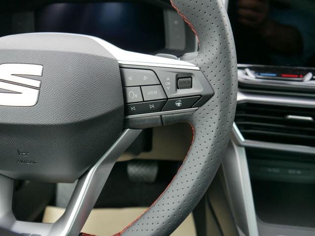 Seat Leon Sportstourer FR 1.5 eTSI DSG Kombi DSG*ACC*TRAVEL ASSIST*KAMERA*TEMPOMAT*NAVI*FULL LINK*WINTERPAKET* 