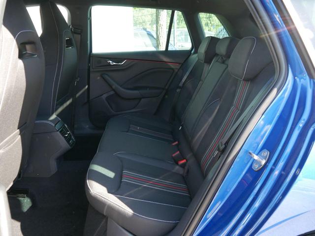 Skoda Kamiq Monte Carlo 1,5 TSI DSG *AHK-SCHWENKBAR*PDC-HINTEN*KAMERA*SHZ*KESSY*LENKRADHEIZUNG* 