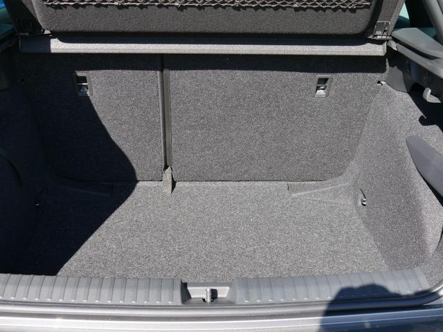 Skoda Kamiq Monte Carlo 1,5 TSI DSG *AHK-SCHWENKBAR*PDC-HINTEN*KAMERA*SHZ*KESSY*LENKRADHEIZUNG* 