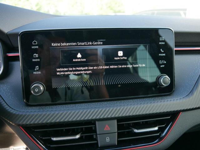 Skoda Kamiq Monte Carlo 1,5 TSI DSG *AHK-SCHWENKBAR*PDC-HINTEN*KAMERA*SHZ*KESSY*LENKRADHEIZUNG* 