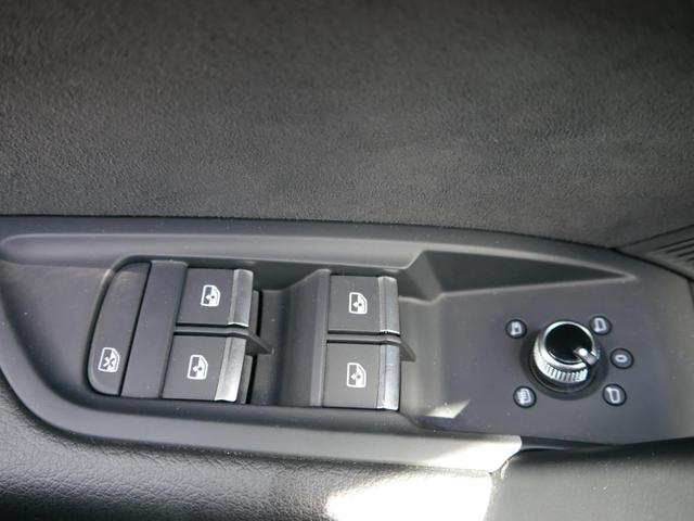 Audi SQ5 Sportback TDI quattro quattro*TIPTRONIC*ALLRAD*TEMPOMAT*RFK*KEYLESS-GO*PANO*ACC 