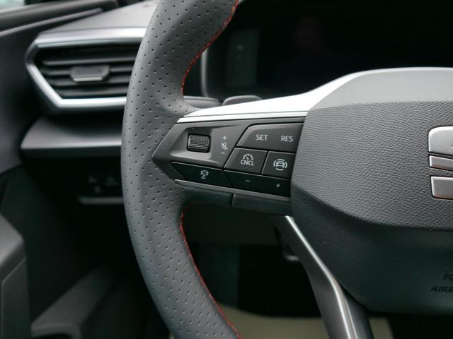 Seat Leon FR 2.0 TDI DSG DSG*KAMERA*ACC*TEMPOMAT*NAVI*3-ZONE KLIMAAUTOMATIK*VIRTUAL COCKPIT* 