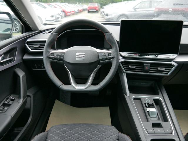 Seat Leon FR 1.5 eTSI DSG*RFK*TEMPOMAT*NAVI*KEYLESS-GO*SHZ*3-ZONE KLIMAAUTOMATIK* 