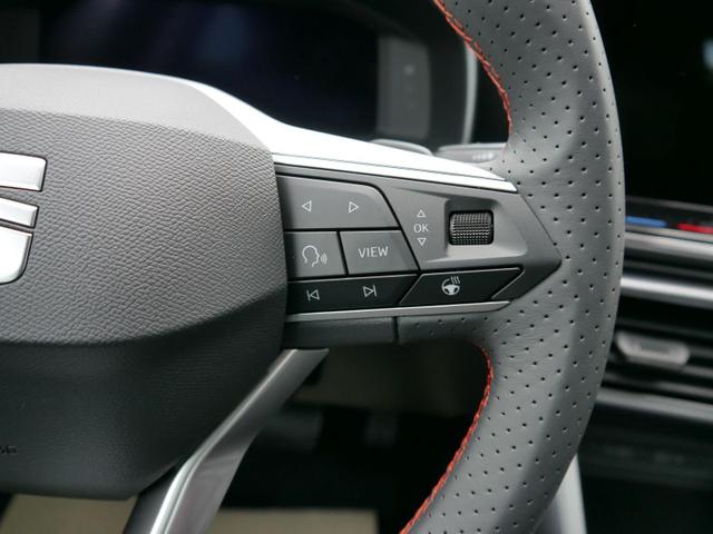 Seat Leon FR 1.5 eTSI DSG*RFK*TEMPOMAT*NAVI*KEYLESS-GO*SHZ*3-ZONE KLIMAAUTOMATIK* 