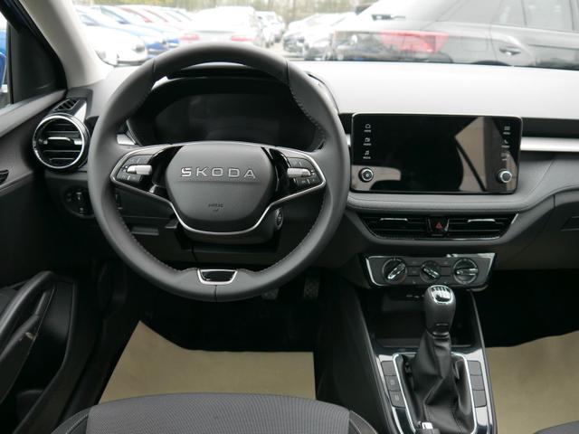 Skoda Fabia Selection 1.0 TSI*LED*PDC-HI*SMARTLINK*SHZ*BLUETOOTH*FRONT-ASSIST 