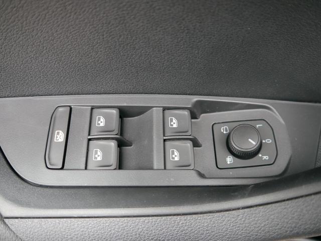 Skoda Karoq Sportline 2.0 TSI 4x4 DSG DSG*KESSY*TEMPOMAT*PDC-HINTEN*SMARTLINK*LED* 