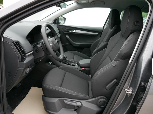 Skoda Karoq Selection 2.0 TDI DSG 4x4*AHK*PDC-HI*LED*SHZ*SMARTLINK*TEMPOMAT 
