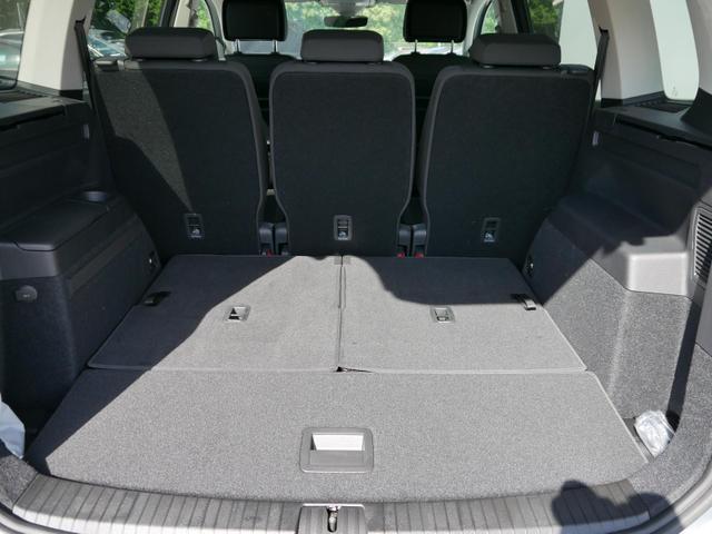Volkswagen Touran Comfortline 1.5 TSI COMFORTLINE*ACC*NAVI*KESSY*3-ZONE KLIMAAUTOMATIK*RFK*WINTERPAKET* 