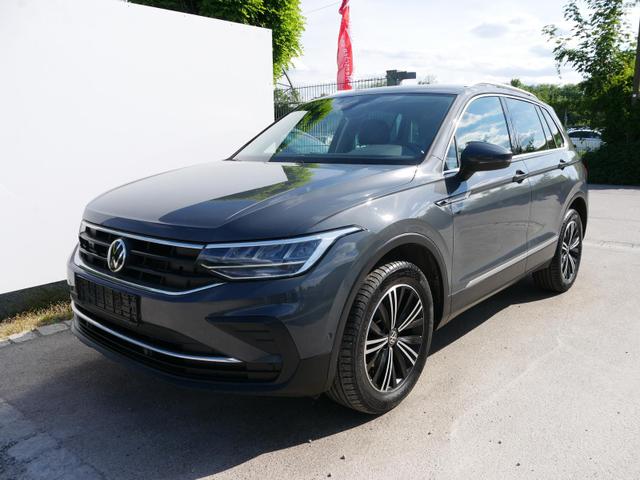 Volkswagen Tiguan - LIFE 2.0 TDI DPF DSG 4M * FAHRERASSISTENZ PLUS-& WINTERPAKET AHK LED NAVI PARK ASSIST