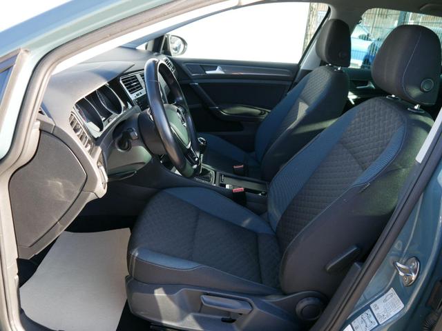 Volkswagen Golf IQ.DRIVE 1.0 TSI IQ. Drive * ACC PARK ASSIST SITZHEIZUNG KLIMAAUTOMATIK FRONT 