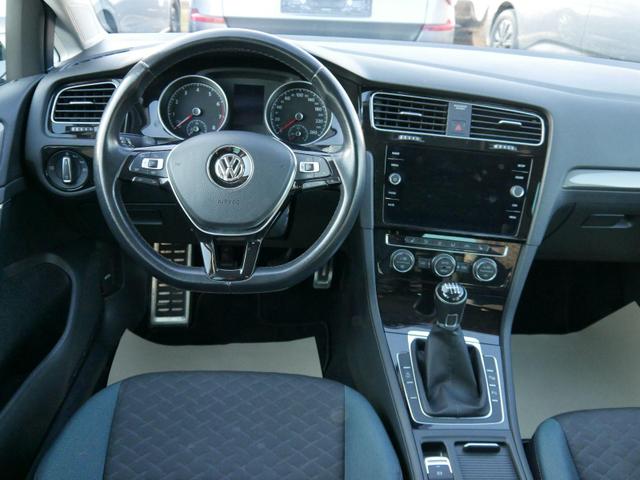 Volkswagen Golf IQ.DRIVE 1.0 TSI IQ. Drive * ACC PARK ASSIST SITZHEIZUNG KLIMAAUTOMATIK FRONT 