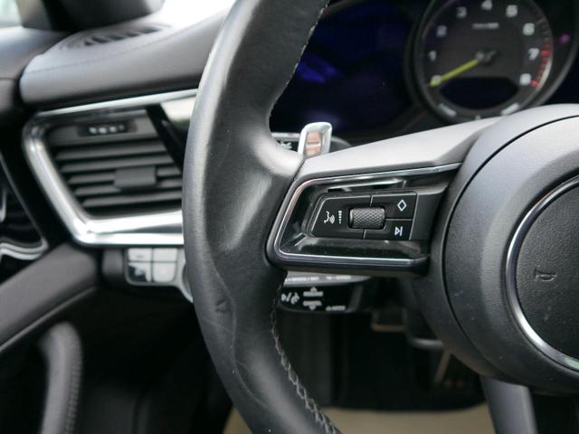 Porsche Panamera 4 Hybrid*ALLRAD*NAVI*PDC*KAMERA*LED*TEMPOMAT*LEDER*EL.PONORAMA-DACH*20-ZOLL 