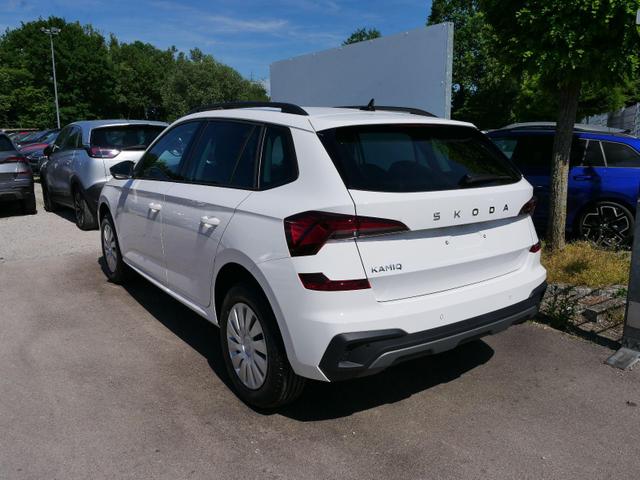 Skoda Kamiq Selection 1.0 TSI DSG*PDC-HINTEN*TEMPOMAT*SMARTLINK*SHZ*LED*KLIMAAUTOMATIK* 