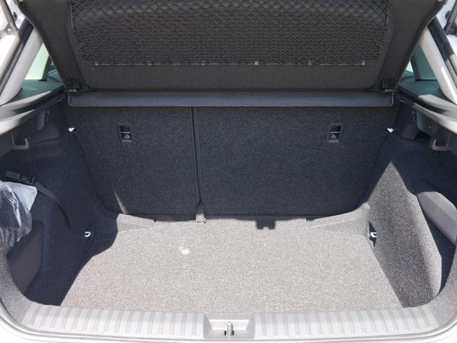 Skoda Kamiq Selection 1.0 TSI DSG*PDC-HINTEN*TEMPOMAT*SMARTLINK*SHZ*LED*KLIMAAUTOMATIK* 