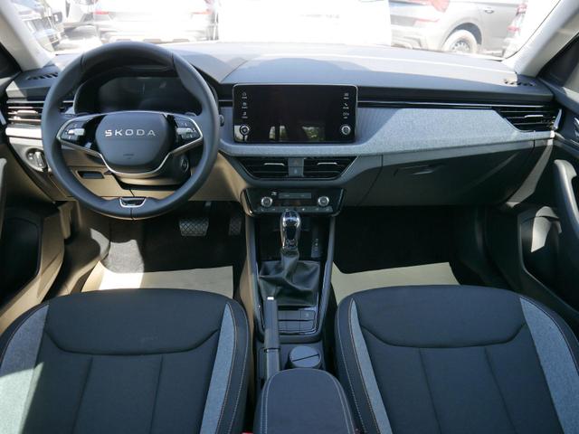 Skoda Kamiq Selection 1.0 TSI DSG*PDC-HINTEN*TEMPOMAT*SMARTLINK*SHZ*LED*KLIMAAUTOMATIK* 
