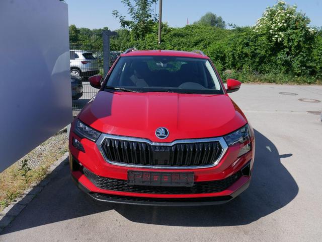 Skoda Karoq Selection 1.5 TSI DSG*ACC*PDC*KAMERA*TEMPOMAT*LED*SMARTLINK*KLIMA*RADIO*17-ZOLL 
