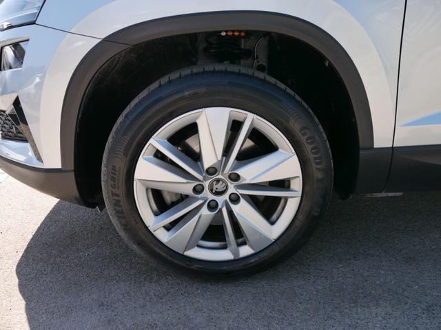Skoda Karoq Selection 1.5 TSI DSG*ACC*PDC*KAMERA*TEMPOMAT*LED*SMARTLINK*KLIMA*RADIO*17-ZOLL 