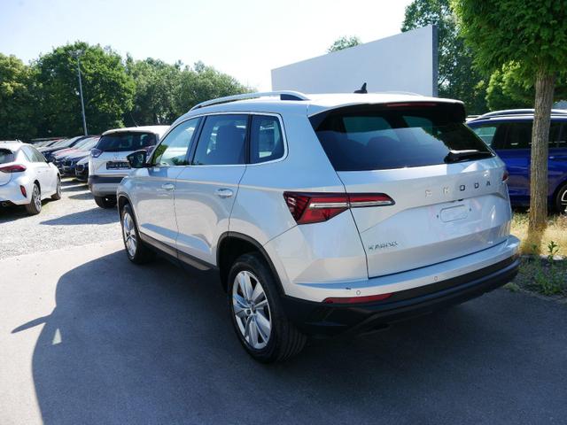 Skoda Karoq Selection 1.5 TSI DSG*ACC*PDC*KAMERA*TEMPOMAT*LED*SMARTLINK*KLIMA*RADIO*17-ZOLL 