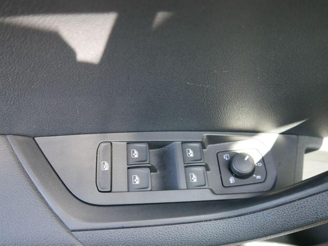 Skoda Karoq Selection 1.5 TSI DSG*ACC*PDC*KAMERA*TEMPOMAT*LED*SMARTLINK*KLIMA*RADIO*17-ZOLL 