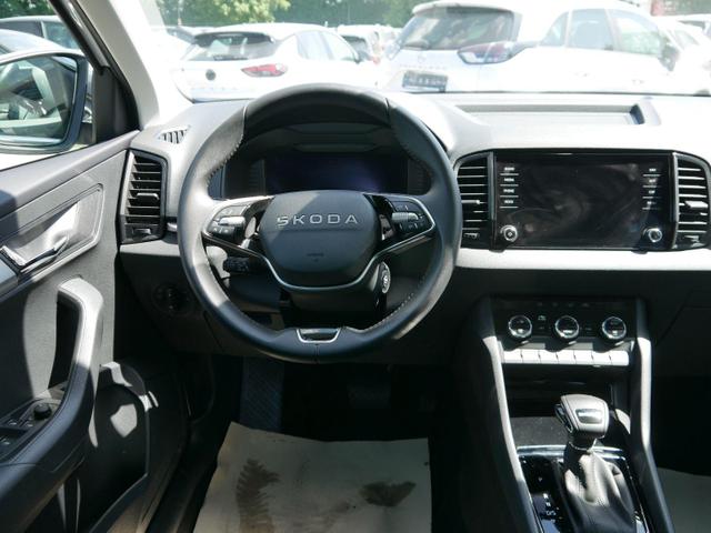 Skoda Karoq Selection 1.5 TSI DSG*ACC*PDC*KAMERA*TEMPOMAT*LED*SMARTLINK*KLIMA*RADIO*17-ZOLL 