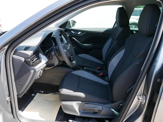 Skoda Kamiq Selection 1.0 TSI DSG*AHK-SCHWENKBAR*TEMPOMAT*PDC-HINTEN*KEYLESS-GO*SHZ* 