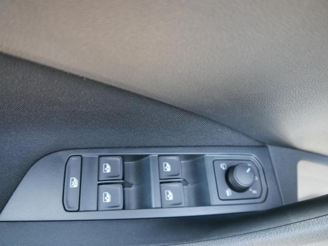 Skoda Kamiq Selection 1.0 TSI DSG*AHK-SCHWENKBAR*TEMPOMAT*PDC-HINTEN*KEYLESS-GO*SHZ* 