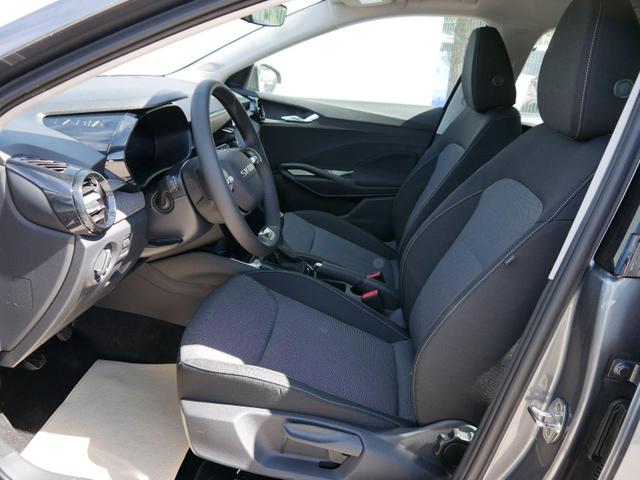 Skoda Fabia Selection 1.0 TSI *NAVI-&Uuml;BER-SMARTLINK*PDC-HI*LED*SHZ*KLIMA*RADIO 