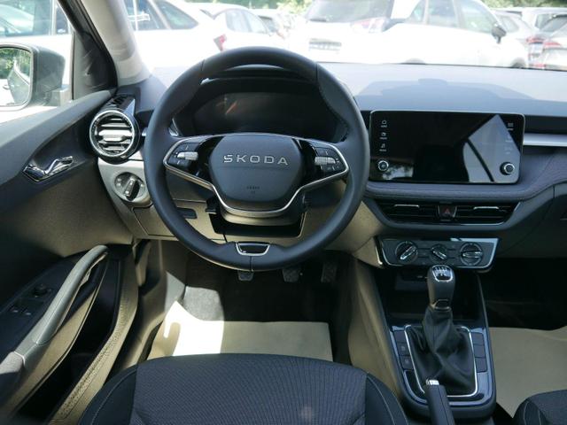 Skoda Fabia Selection 1.0 TSI *NAVI-&Uuml;BER-SMARTLINK*PDC-HI*LED*SHZ*KLIMA*RADIO 