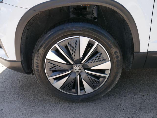 Skoda Karoq Selection 1.5 TSI DSG*ACC*PDC*KAMERA*TEMPOMAT*LED*SMARTLINK*KLIMA*RADIO*17-ZOLL 