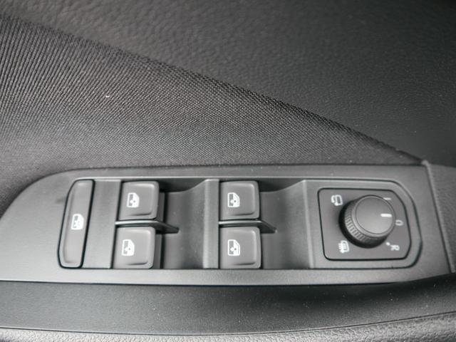Skoda Kamiq Selection 1.0 TSI DSG*PDC-HINTEN*TEMPOMAT*SMARTLINK*SHZ*LED*KLIMAAUTOMATIK* 