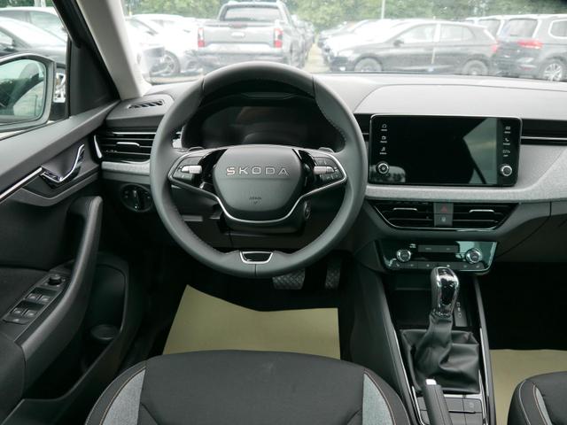 Skoda Kamiq Selection 1.0 TSI DSG*PDC-HINTEN*TEMPOMAT*SMARTLINK*SHZ*LED*KLIMAAUTOMATIK* 