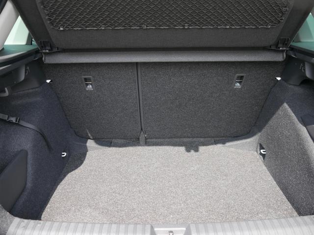 Skoda Kamiq Selection 1.0 TSI DSG*AHK-SCHWENKBAR*TEMPOMAT*PDC-HINTEN*KEYLESS-GO*SHZ* 